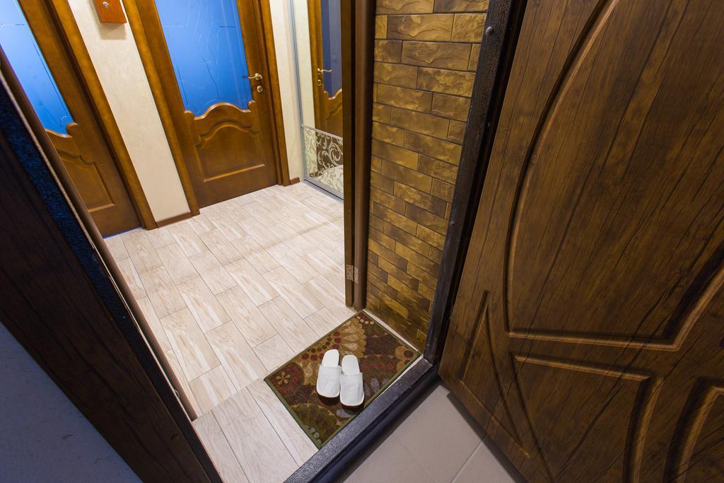 Modern Apartment On Akademika Sakharova 27A Ivano-Frankivsk Exterior foto